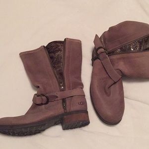 Authentic size 11 UGG boots PRICE FIRM